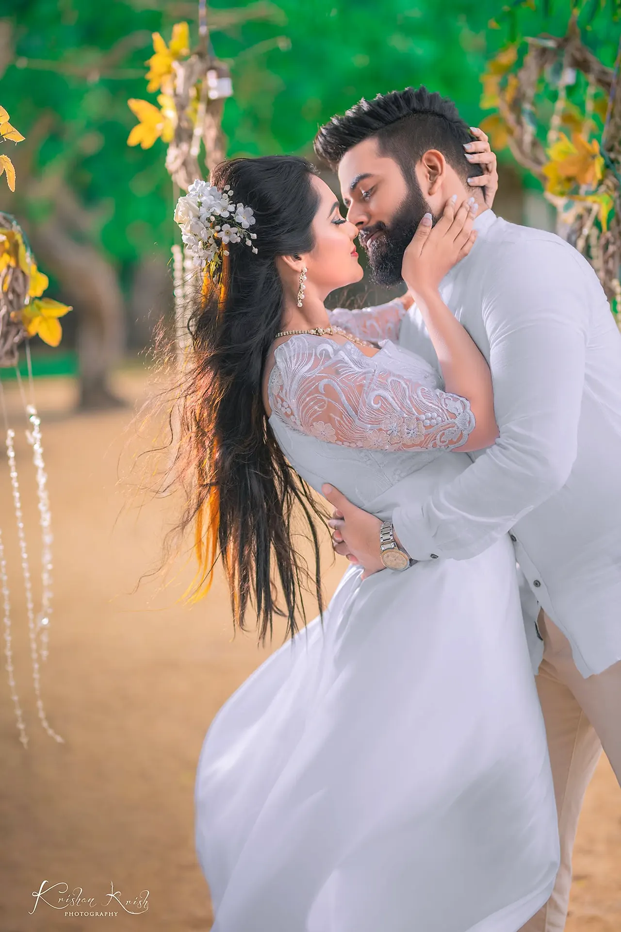 Golden Swing Kiss at Garden Venue, Colombo, Sri Lanka